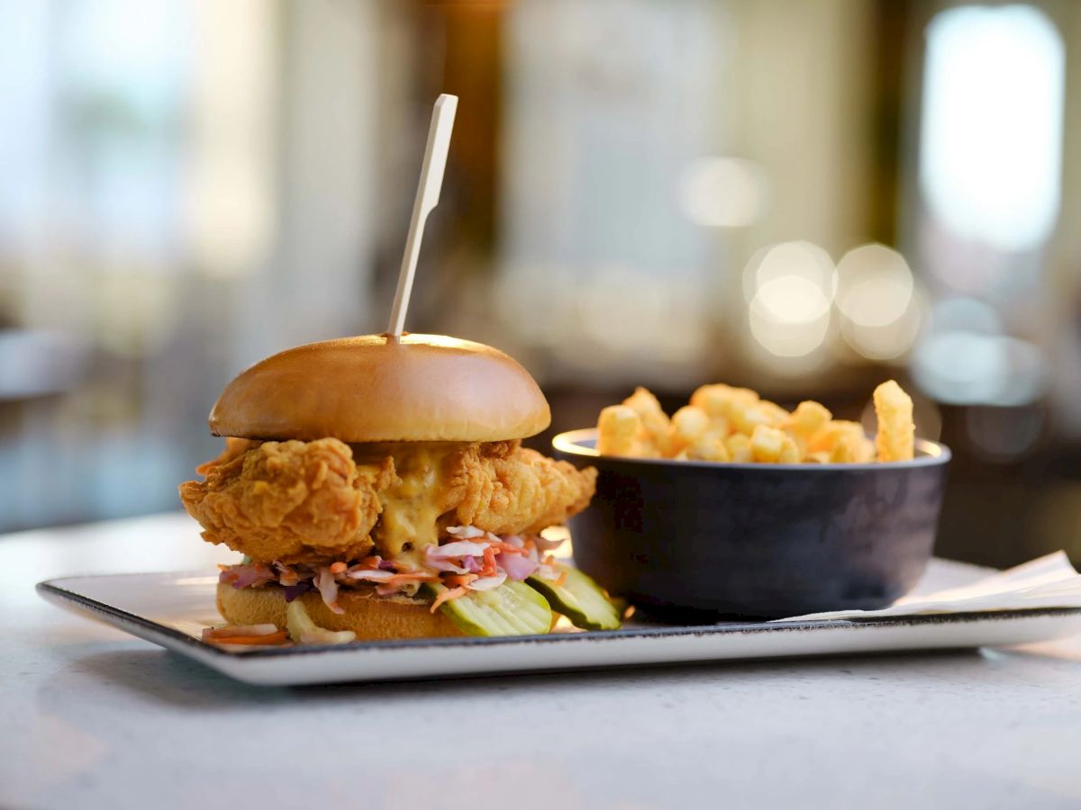 HOTEL PASEO, Autograph Collection